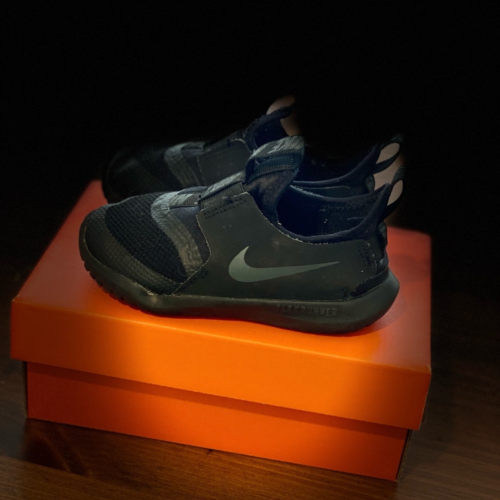 Toddler Nike Flex Runners in Black Size 8C (U.S.)